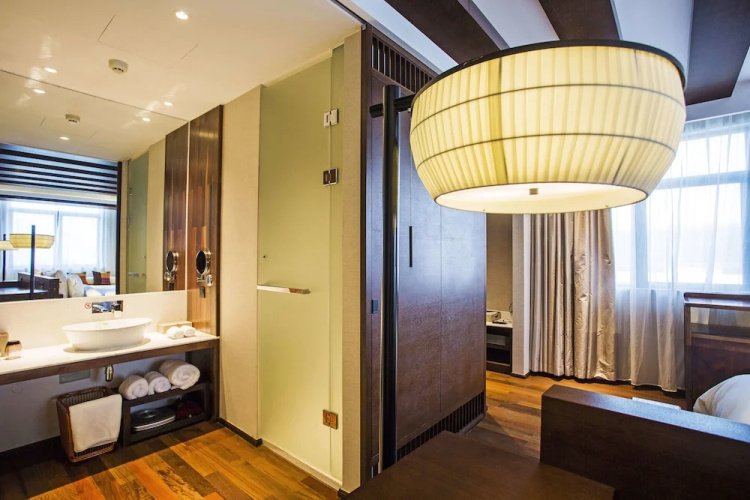 Manyue Select Holiday Hotel