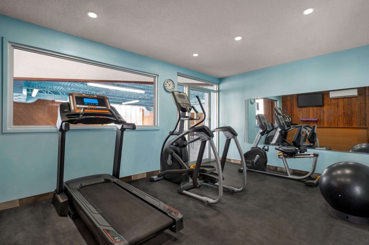 Days Inn by Wyndham Fredericton photo 15