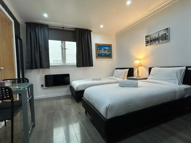 VR Apartments