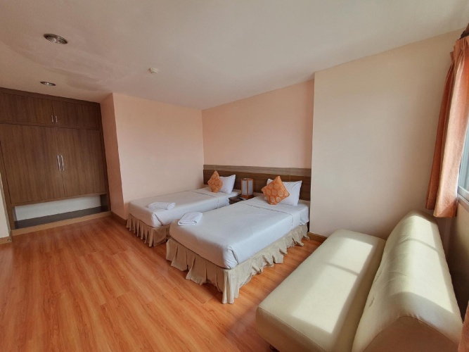Suite with balcony