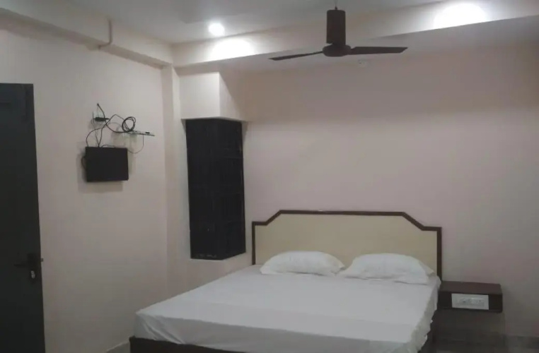 Abirami inn