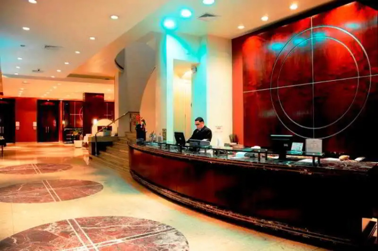 Slaviero Suites Curitiba Soho