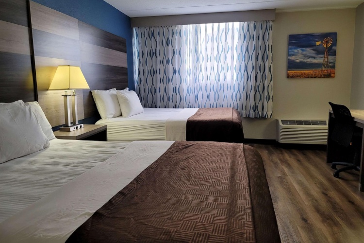 1 Bedroom Sextuple Family Suite