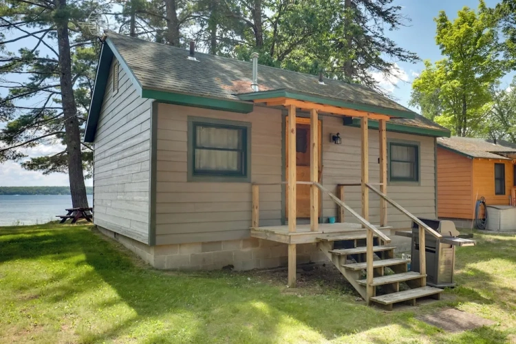 2 Bedrooms Cottage