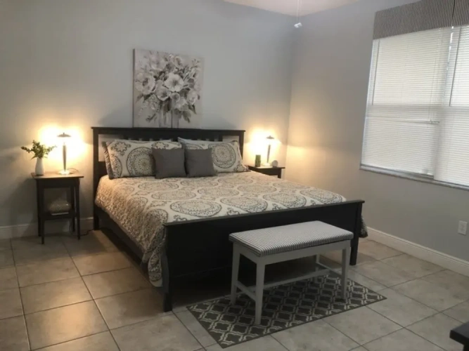 4 Bedrooms Cottage