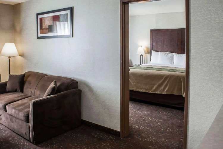 Double Suite