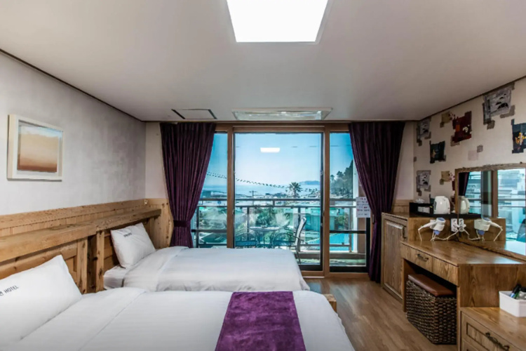 Cheonjiyeon Hotel