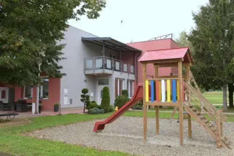 Guest House Letališče