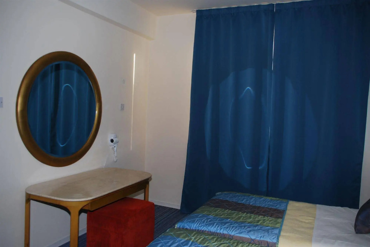 The Caravel Hotel
