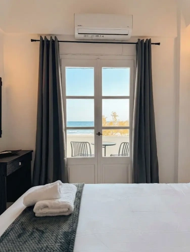 Classic Double room with balcony and with ocean view