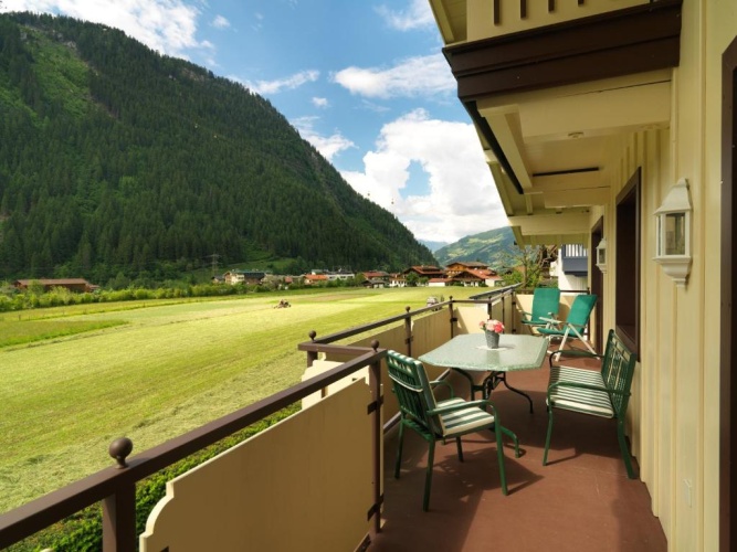 1 Bedroom Double Apartment