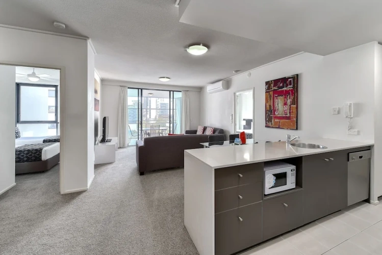 2 Bedrooms Executive Apartment with balcony
