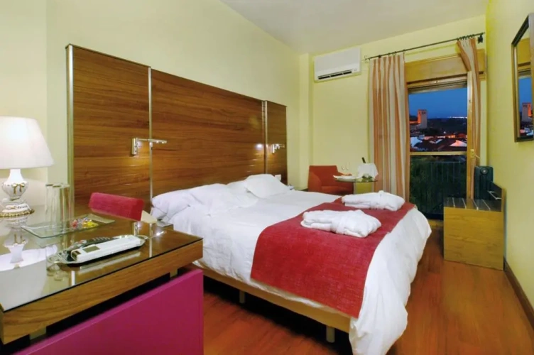 Standard Double room with view