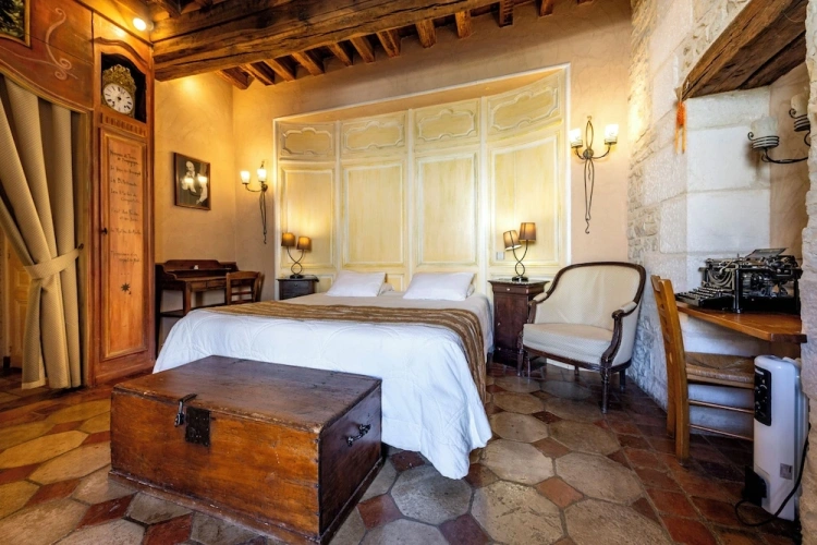 Premium room