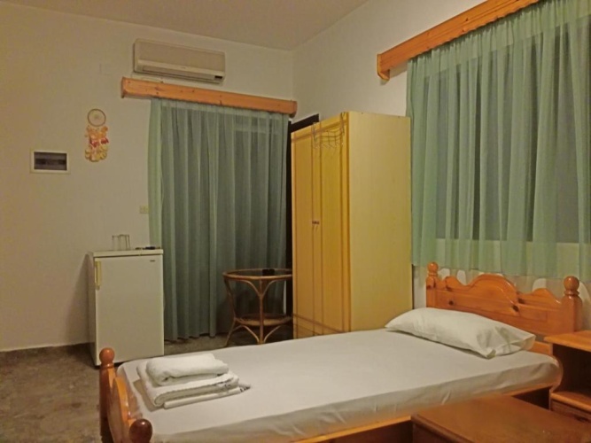 Standard Triple room with mountain view