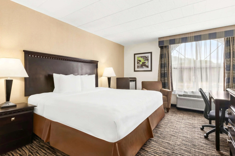 Best Western Hazlet Inn