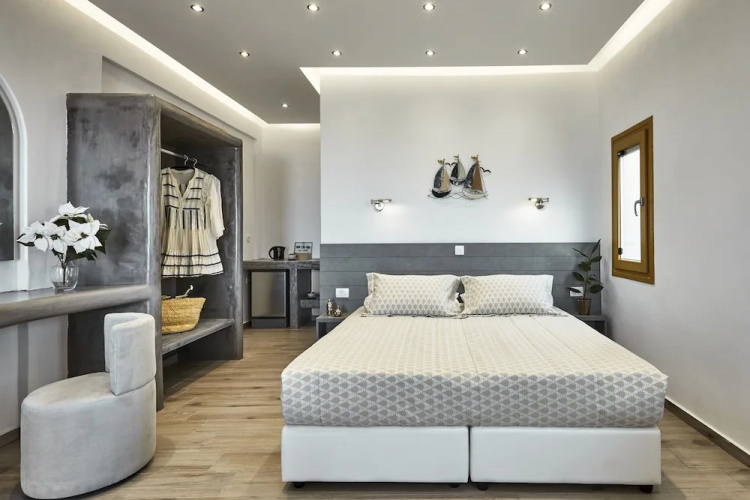 Alyvia Suites