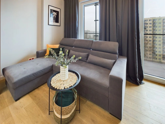 Business Apartment Parking by Renters