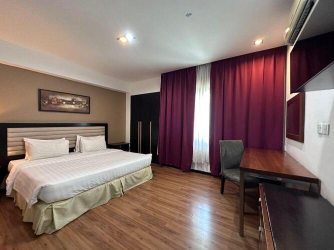 Likas Square Apartment HotelOver view