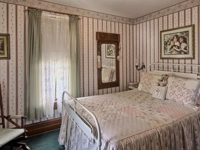 Grand Victorian B&B Inn