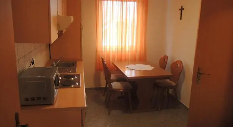 Apartments Lujić
