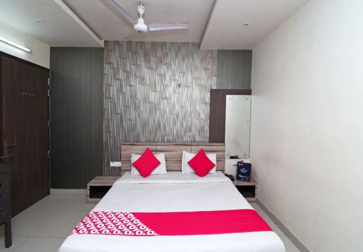 Hotel Crown