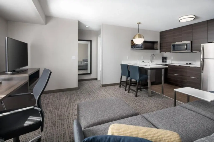 1 Bedroom Double Suite