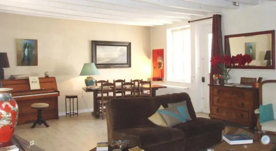 Le Clos d’Elisa chambres d'hotes Monts