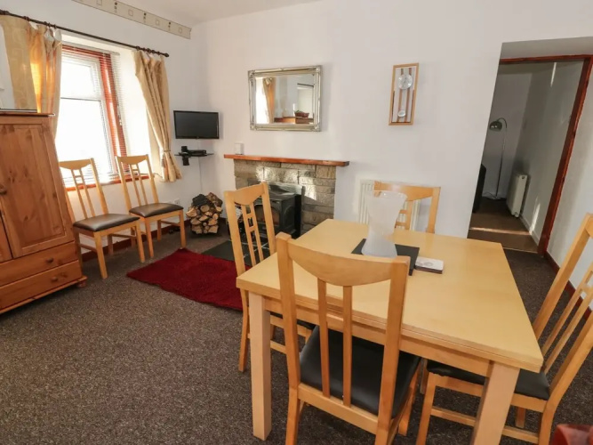3 Kirminnoch Cottages