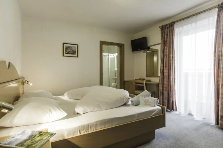 Hotel Adler