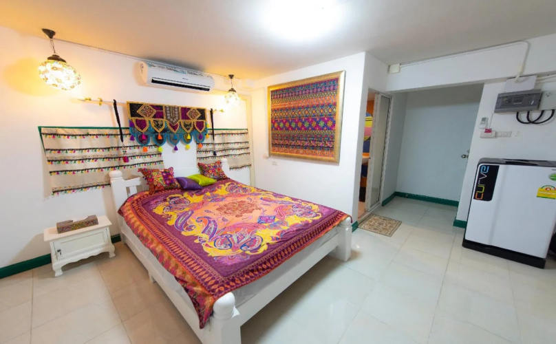 Yellow Lamoon Hotel