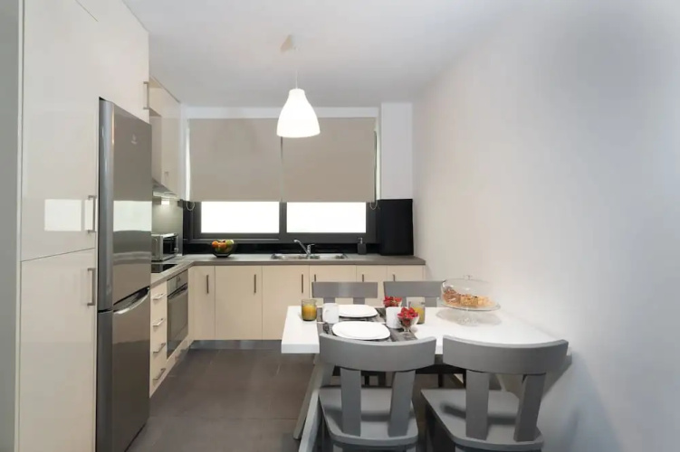 Zen Central Luxury Apartment