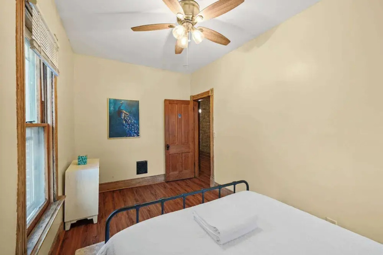Vino & Vibes Villa Sleeps 6!