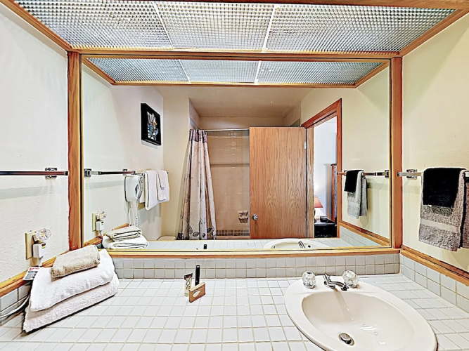 1205 W Keystone Road Condo Unit B-2782