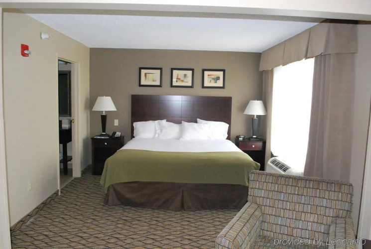 Holiday Inn Express Bloomington West by IHG