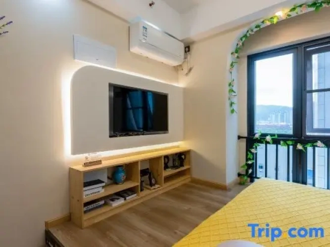 Standard Double room with lake view