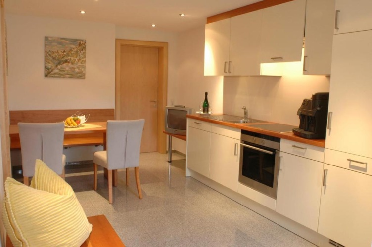 1 Bedroom Apartment with balcony