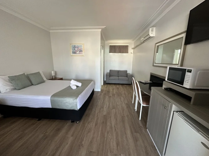 Standard Double room with pool view