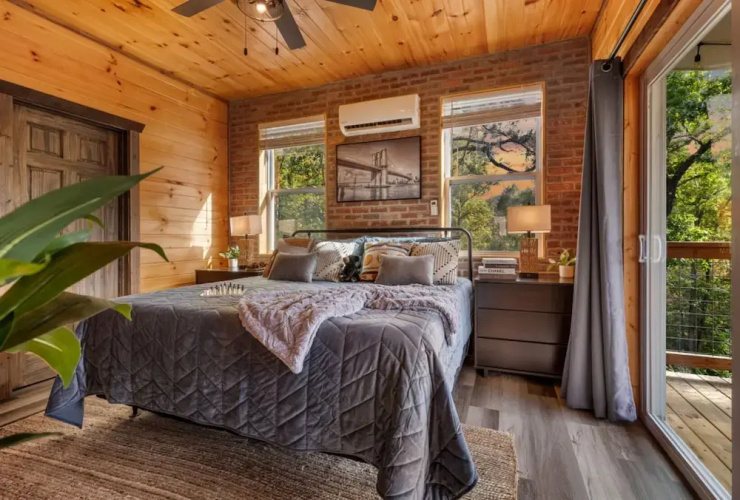 Tranquil Mountain Getaway By Ghosal Luxury Lodging