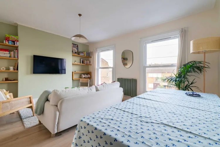 Beautiful Two Bedroom Abode In Clapham