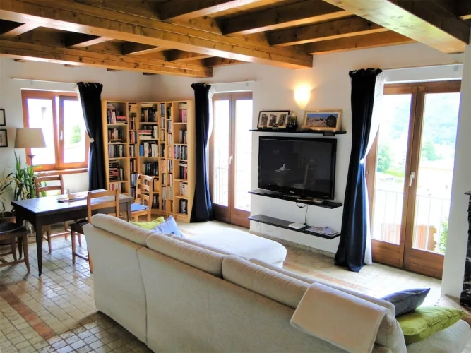 2 Bedrooms Apartment with balcony