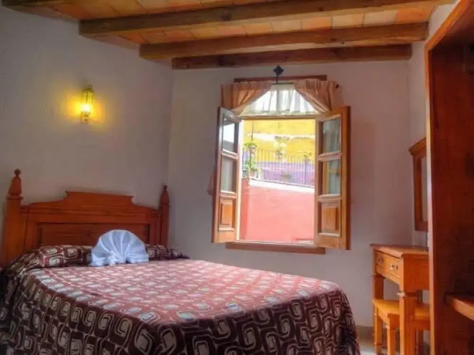 Hotel Plaza Baratillo