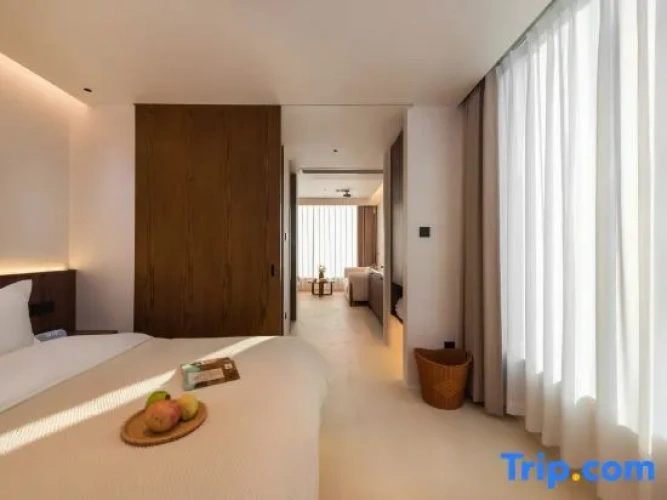 Deluxe Family Suite