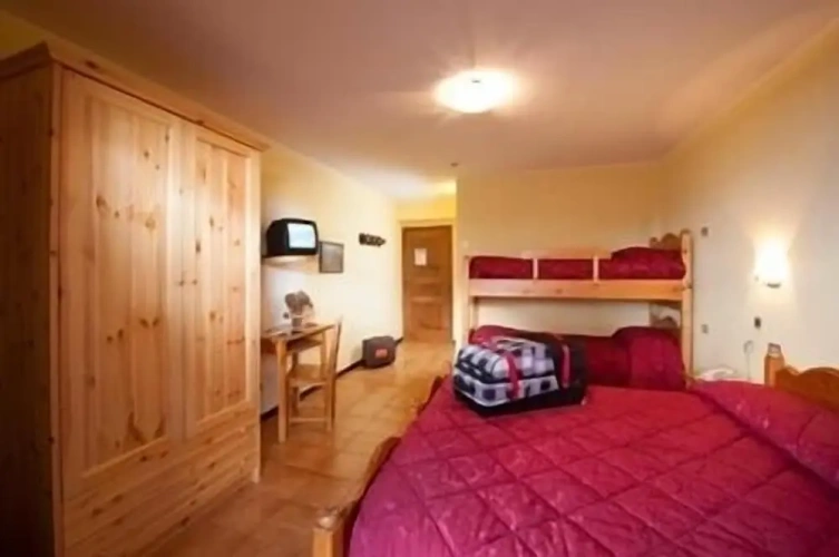 Standard Quadruple room with balcony
