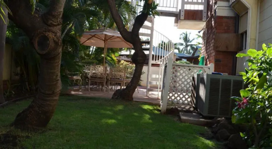 Lahaina Gate House