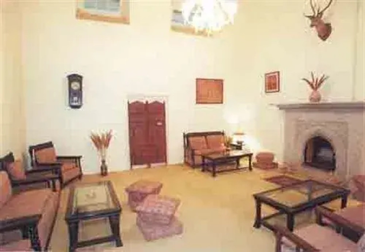 Hotel Padmini Nivas