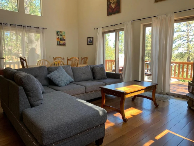 The Fox Paw Home