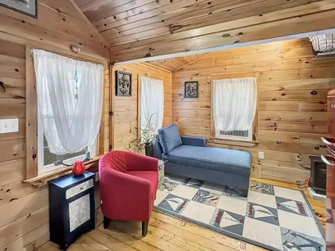 Captain's Quarters, 1.5 Miles to Downtown Ogunquit!