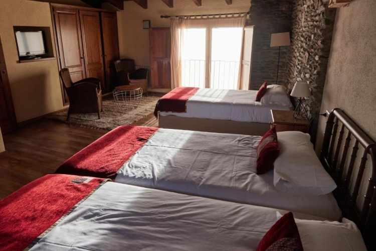 Suite with balcony