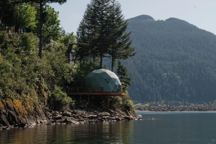 Standard Double room with lake view